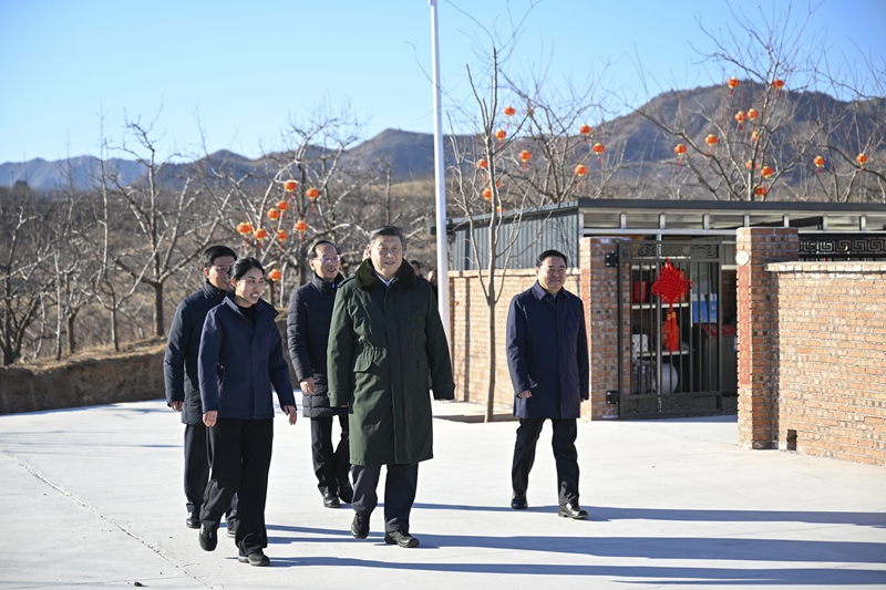 习近平春节前夕赴辽宁看望慰问基层干部群众 向全国各族人民致以美好的新春祝福 祝各族人民幸福安康 祝伟大祖国繁荣昌盛